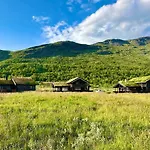 Indoor Hot Tub, Views & Nature, Cosy Family At Filefjell Tyinkrysset