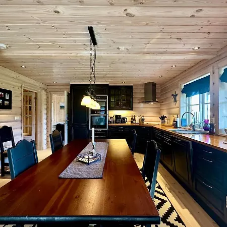 Semesterbostad Indoor Hot Tub, Views & Nature, Cosy Family At Filefjell