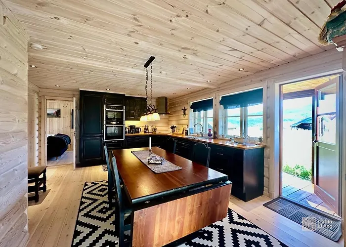 Indoor Hot Tub, Views & Nature, Cosy Family At Filefjell